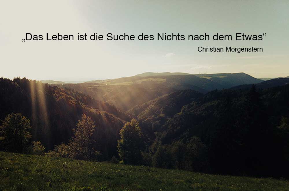 Berglandschaft im Südschwarzwald bei Sonnenschein , fotografiert in der Nähe von Freiburg im Breisgau